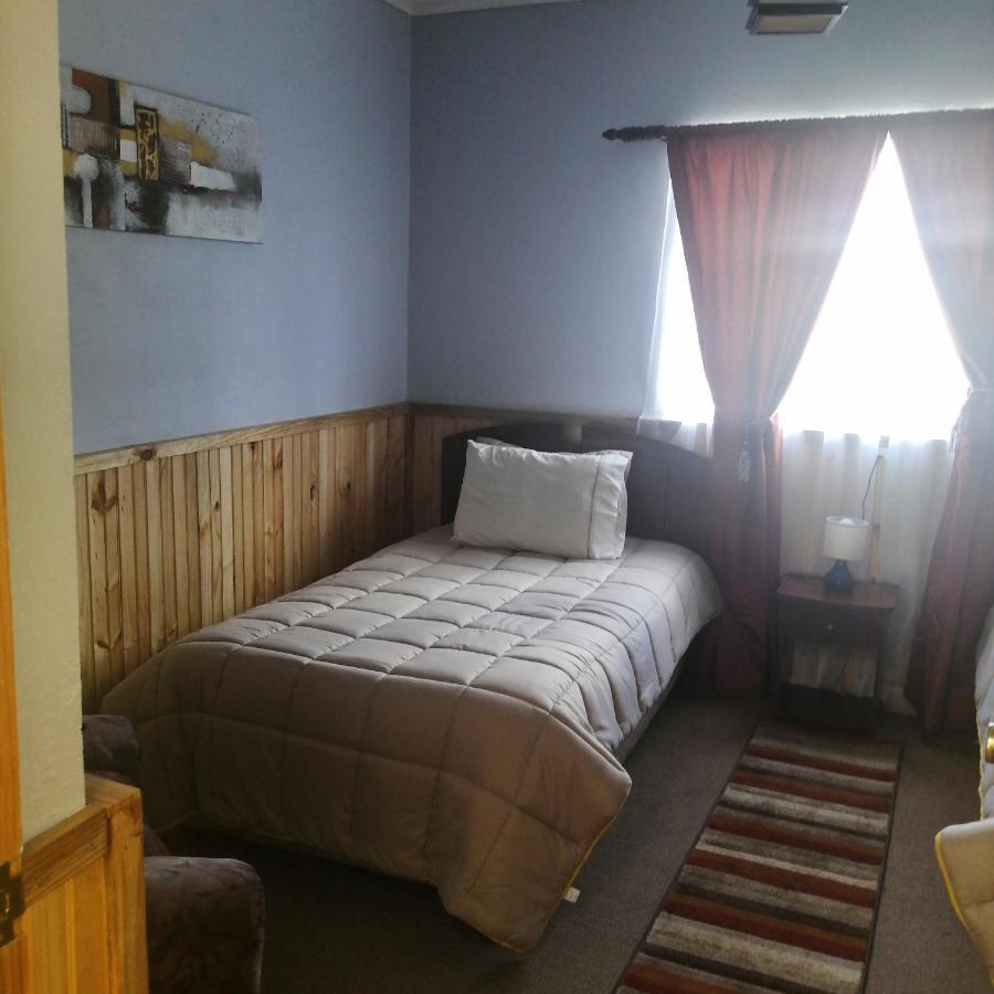 Hostal Y Cabanas Vientos Del Sur Puerto Ingeniero Ibanez Dış mekan fotoğraf